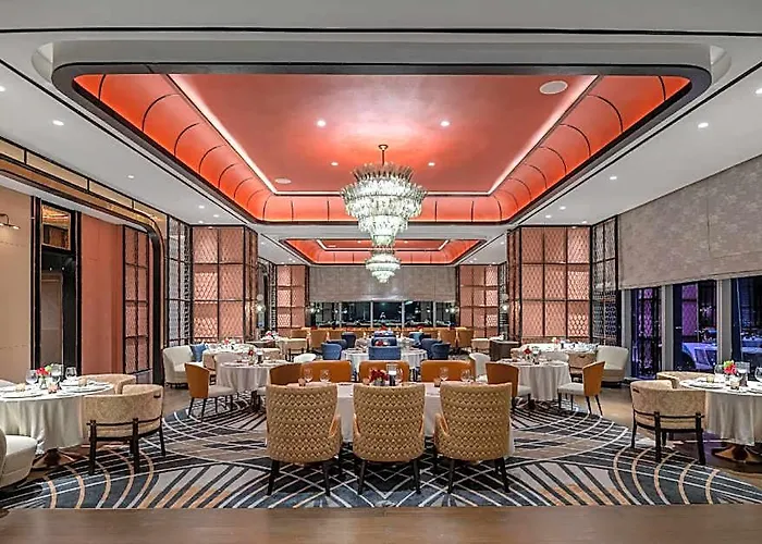 Отель Solaire Quezon - Previously Known As Solaire North